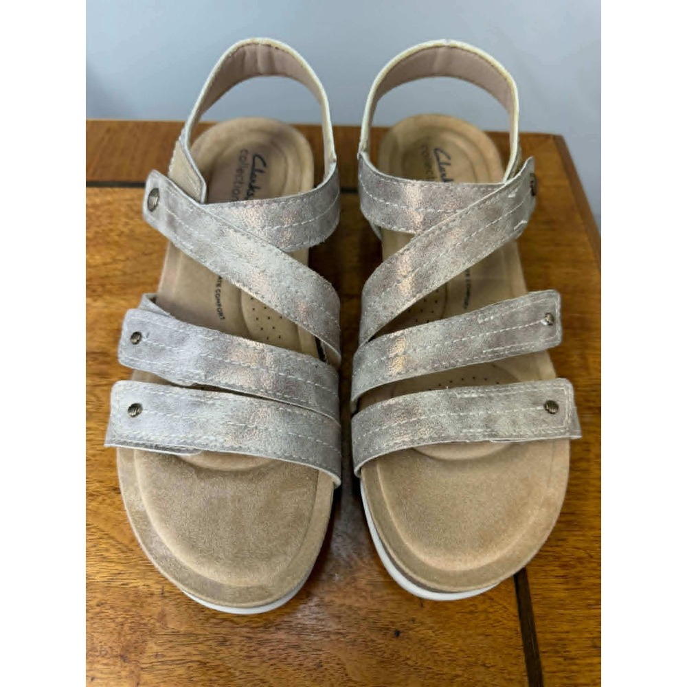 Clarks Collection Womens 9.5  Tide Metallic Wedge Sandals Champagne‎ 26177034
